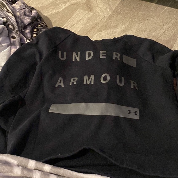 2 pack underarmour hoodies - Picture 4 of 5